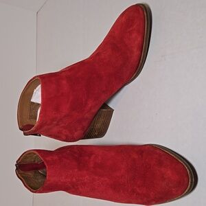 Seychelles Floodplain Red Suede Ankle Boots